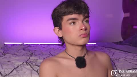 Angelo I work from home this is my room  online show from November 29, 5:42 am