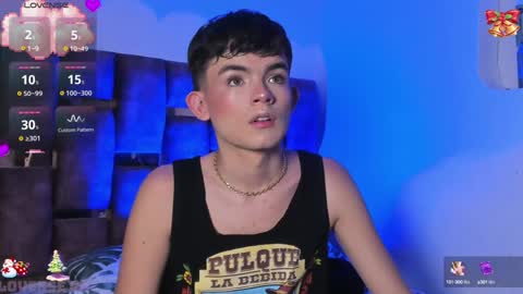 Snapshot of angelocute_ chatting on December 28, 3:37 am Angelo I work from home this is my room online show from December 28, 3:37 am