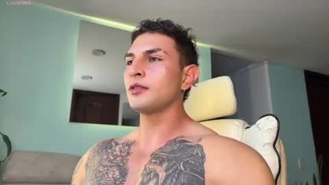 Angelo Ferro online show from July 2, 4:40 am