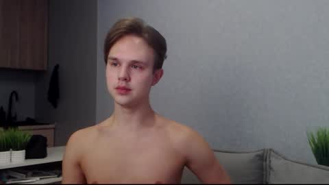 Angel online show from October 20, 9:02 am