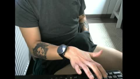 annecylake online show from February 28, 7:40 am