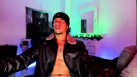 Snapshot of annibal_toro chatting on February 19, 1:51 am darg online show from February 19, 1:51 am