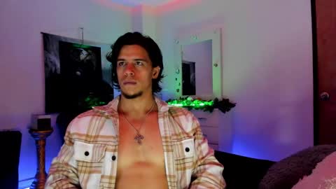 Snapshot of annibal_toro chatting on February 18, 12:37 am darg online show from February 18, 12:37 am