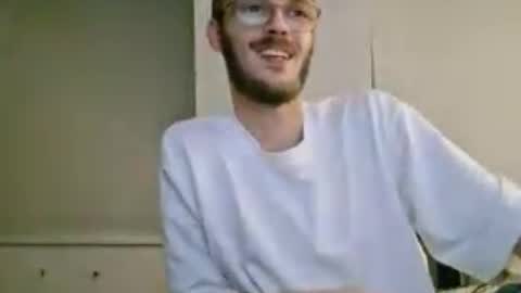 anonymousstoner58 online show from August 4, 1:11 am