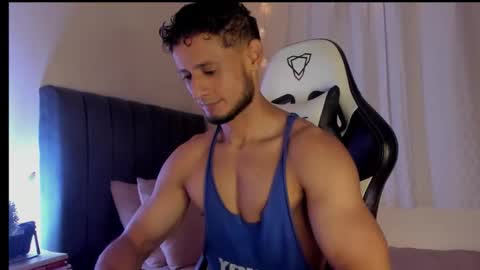 Snapshot of anthony_lewis_ chatting on September 23, 4:56 am Adonys Creeb online show from September 23, 4:56 am