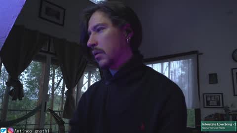 Snapshot of antinoo_gnothi chatting on January 9, 11:25 am Antinoo Gnothi online show from January 9, 11:25 am