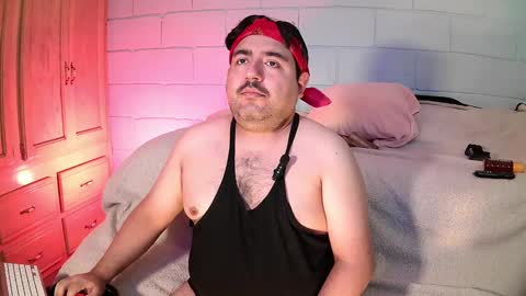 Snapshot of anuarfox chatting on September 20, 10:37 am AnuarFox online show from September 20, 10:37 am