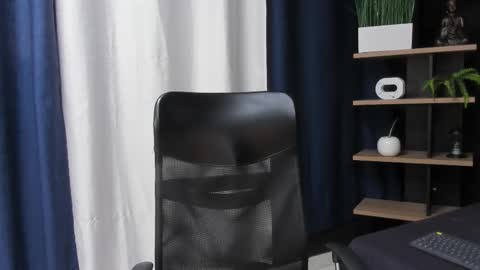 Apolo online show from December 2, 12:25 am