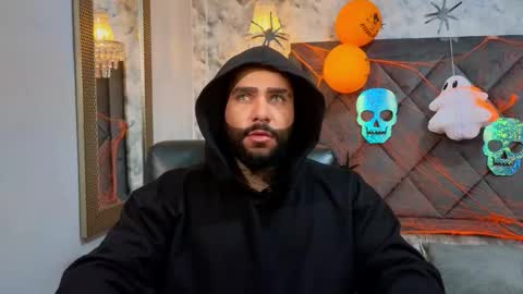 Snapshot of apolo_rousse chatting on October 12, 1:21 am Apolo online show from October 12, 1:21 am