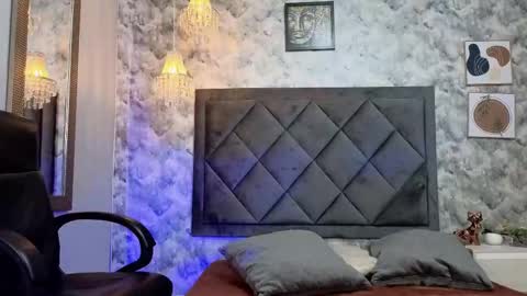 Snapshot of apolo_rousse chatting on September 10, 11:36 pm Apolo online show from September 10, 11:36 pm