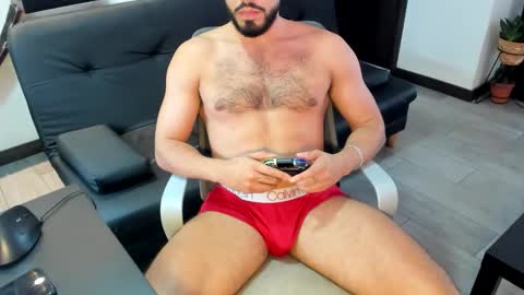 T. online show from March 20, 2:21 pm