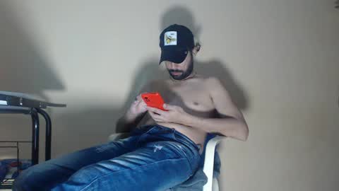 Snapshot of arabebigcock chatting on October 6, 8:52 am ARABE online show from October 6, 8:52 am