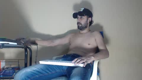 Snapshot of arabebigcock chatting on October 5, 8:51 am ARABE online show from October 5, 8:51 am