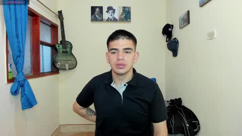 Snapshot of ares_johnsonn chatting on January 30, 2:25 pm Ares online show from January 30, 2:25 pm