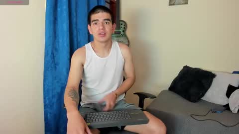 Snapshot of ares_johnsonn chatting on January 24, 5:53 pm Ares online show from January 24, 5:53 pm