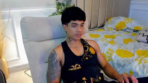 Snapshot of aress444 chatting on September 12, 3:06 am aress444 online show from September 12, 3:06 am