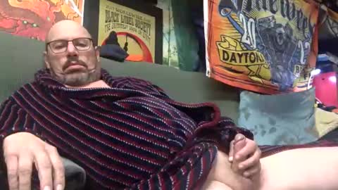 arley1966 online show from December 2, 2:47 am