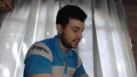 Snapshot of armando_2002 chatting on January 31, 6:47 pm ARMANDO online show from January 31, 6:47 pm