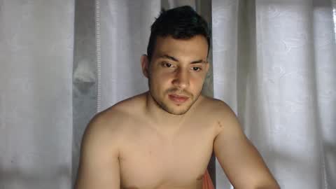 Snapshot of armando_2002 chatting on September 14, 7:49 pm ARMANDO online show from September 14, 7:49 pm
