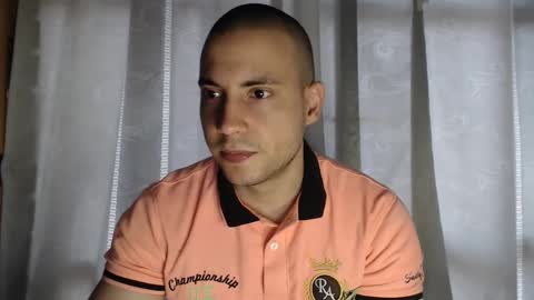 Snapshot of armando_2002 chatting on September 30, 4:43 pm ARMANDO online show from September 30, 4:43 pm