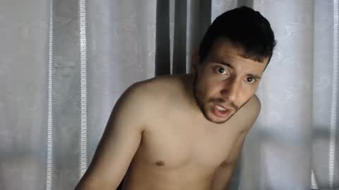 Snapshot of armando_2002 chatting on March 5, 3:18 pm ARMANDO online show from March 5, 3:18 pm