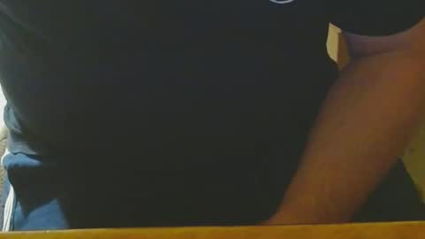 Snapshot of arnie12 chatting on February 19, 11:49 am Arnie online show from February 19, 11:49 am