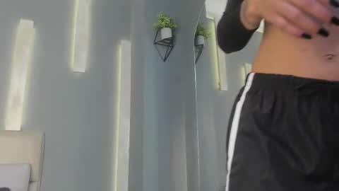 Arohom Lester online show from November 24, 11:00 am