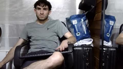 Aron G Franco online show from October 29, 7:28 pm