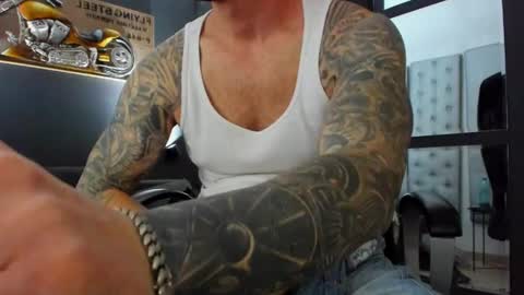 AronGrant online show from April 21, 9:37 am