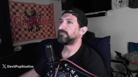 DevilPup75 online show from November 10, 6:18 am