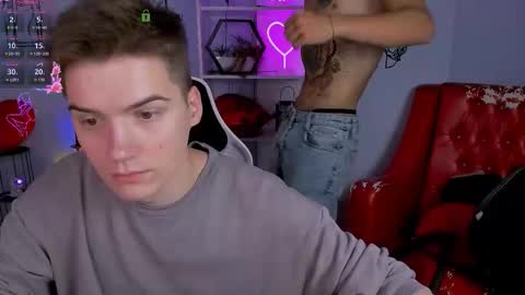 ash_raven_ online show from September 9, 2:33 am