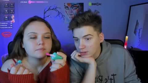 ash_raven_ online show from October 12, 9:09 pm