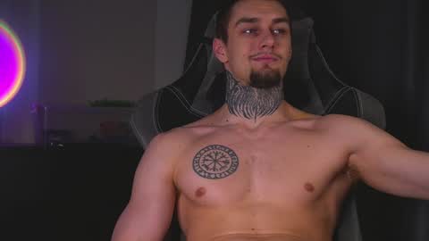 Snapshot of asher_88 chatting on February 3, 4:04 am Jerk Machine online show from February 3, 4:04 am