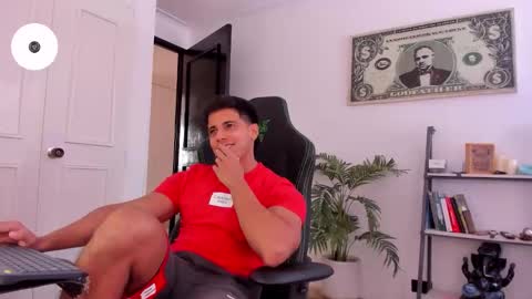Snapshot of ashton_coleman_ chatting on October 18, 6:57 pm my name real is camilo online show from October 18, 6:57 pm