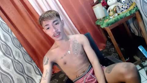 Snapshot of asian_kimxxx chatting on December 30, 7:15 am don online show from December 30, 7:15 am