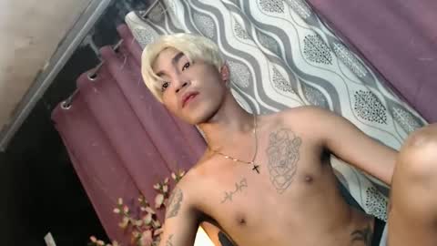 Snapshot of asian_kimxxx chatting on February 24, 7:08 pm don online show from February 24, 7:08 pm