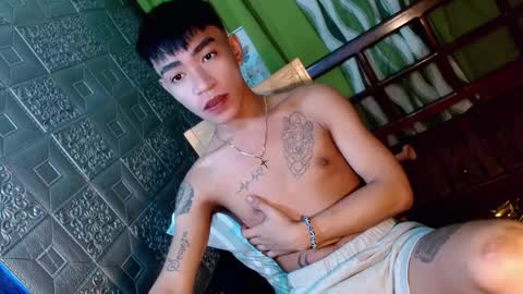 Snapshot of asian_kimxxx chatting on January 6, 5:41 am don online show from January 6, 5:41 am