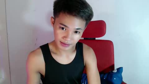 asian_lover05 online show from May 31, 5:12 pm