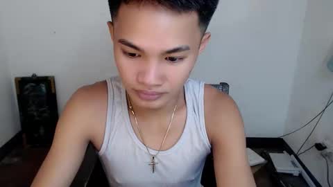 asian_lover05 online show from December 14, 4:25 pm