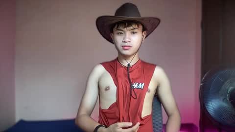 asian_paulox online show from January 14, 12:26 am