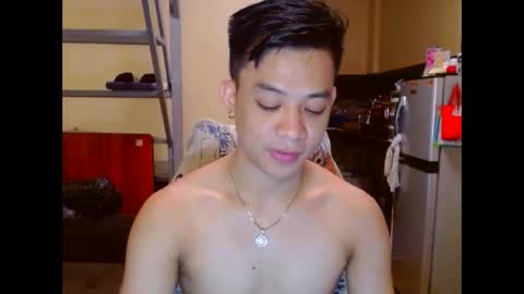 asiandreamboyx online show from January 8, 6:35 pm