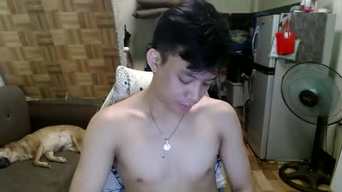Snapshot of asiandreamboyx chatting on December 16, 3:00 pm asiandreamboyx online show from December 16, 3:00 pm