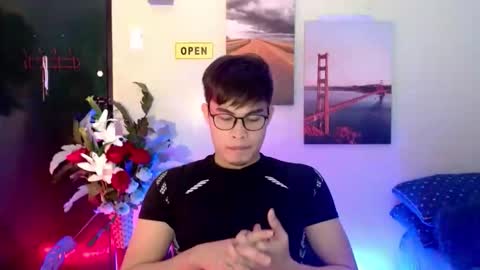 asianheartboy online show from November 12, 7:47 am