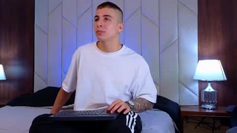 Asmodeo  -   online show from January 16, 11:37 pm