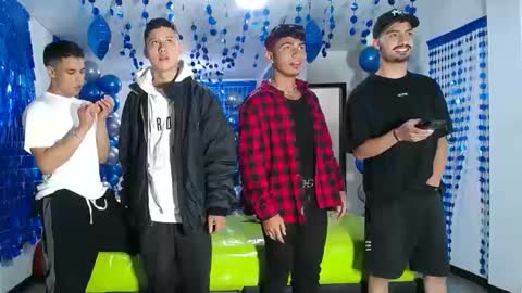 THOMAS AND DAMIAND online show from January 24, 12:21 am