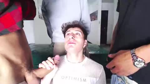 THOMAS AND DAMIAND online show from September 10, 5:55 pm