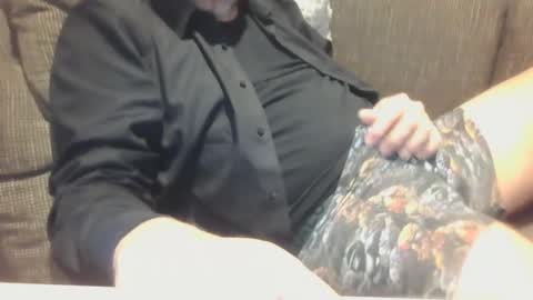 Assmani28 online show from March 5, 1:39 pm