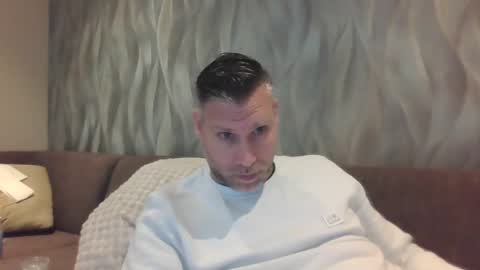 Assmani28 online show from February 28, 1:14 pm