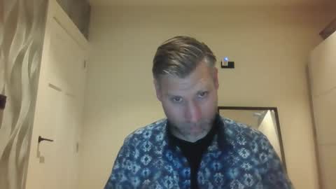 Assmani28 online show from December 3, 9:23 pm