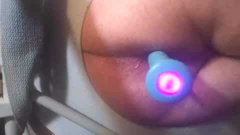 assmanmorris online show from January 26, 1:41 am